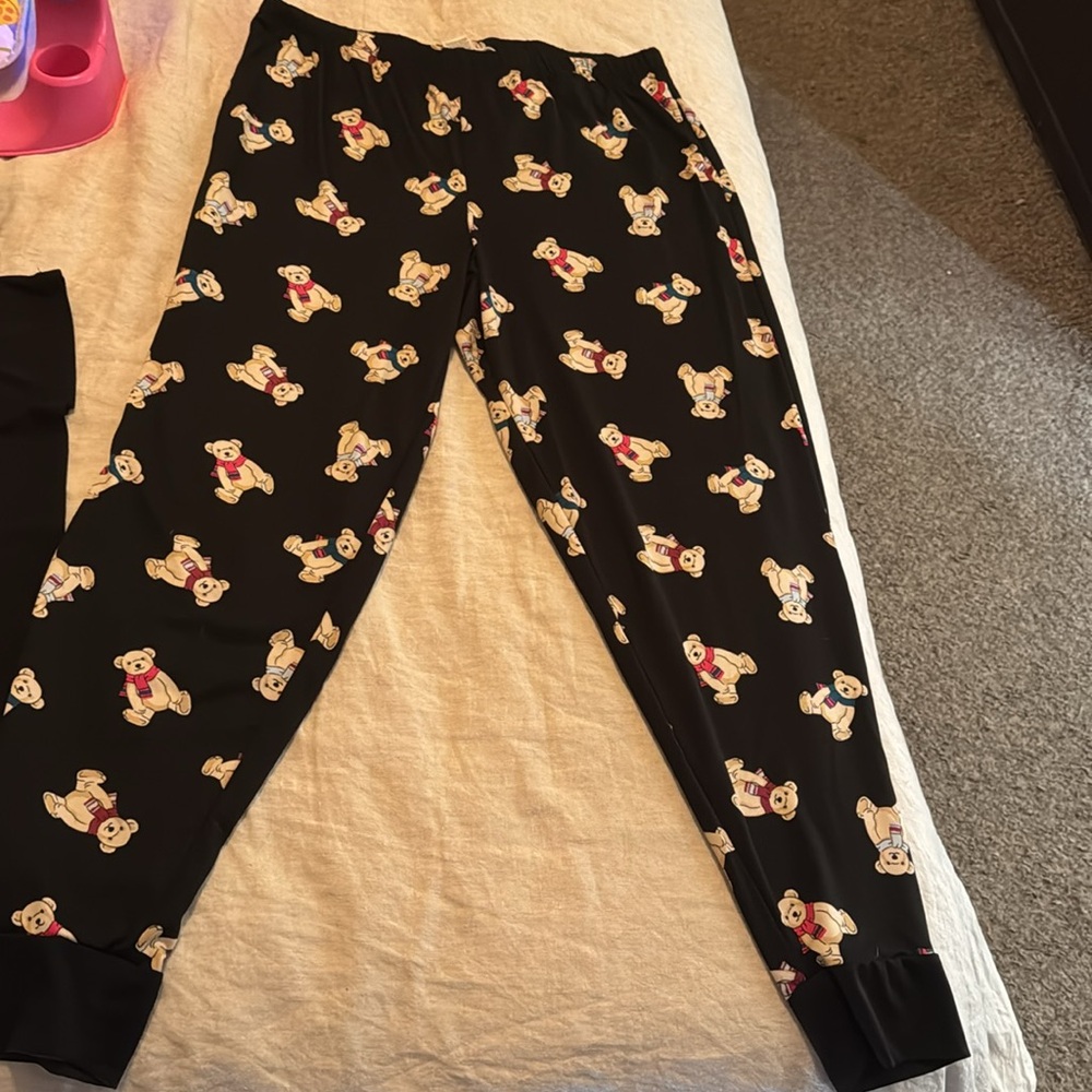 Joyspun pj set size large, black with teddy bears - Picture 2 of 9